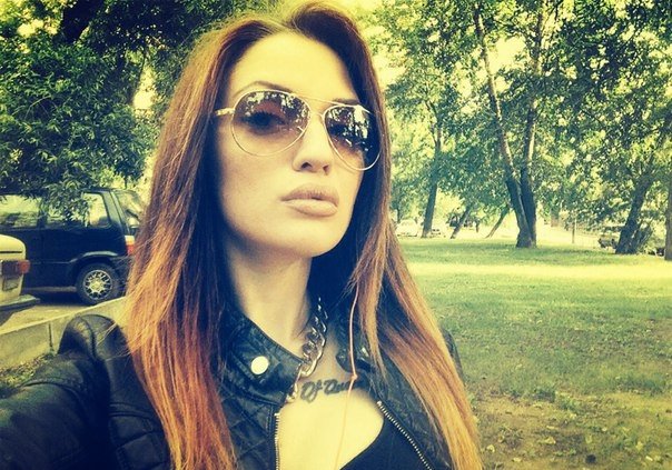 Девушка, ищу парня, для вирт общения на любую тему Девушка, ищу парня, для вирт общения на любую тему