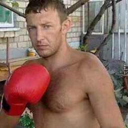 Молодой, симпатичный парень из Ульяновск. Встречусь с девушкой для взаимного удовольствия!