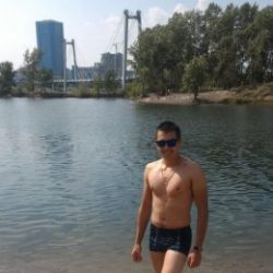 Скромный, нежный парень-девственник ищет девушку на западе Ульяновск для встреч